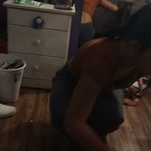 Meet your Posher, Mara